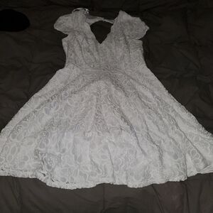 CITY triangle white lace dress